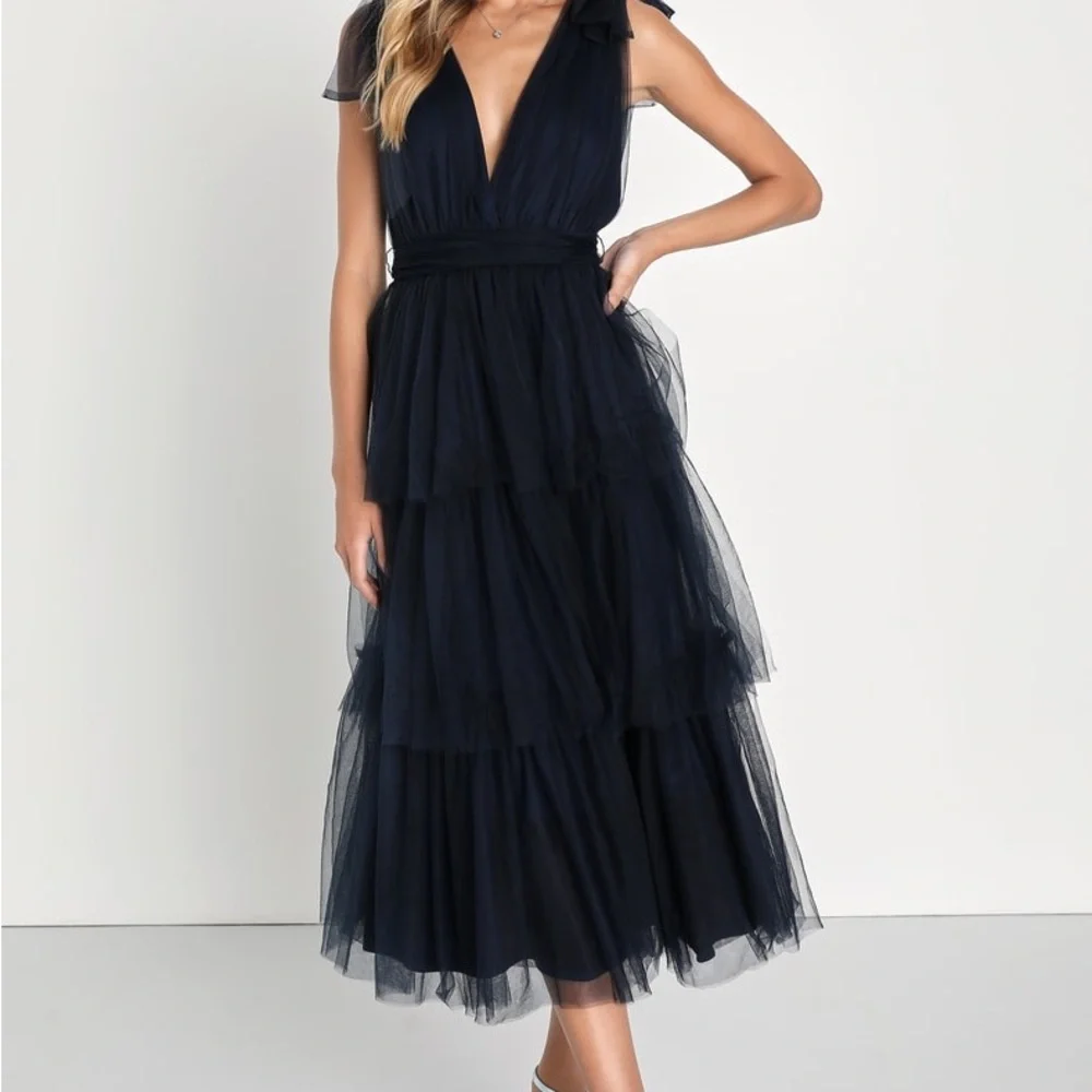 NWOT Lulus Flawless Arrival Navy Blue Tulle Tie-Strap Tiered Maxi Dress - Picture 1 of 8